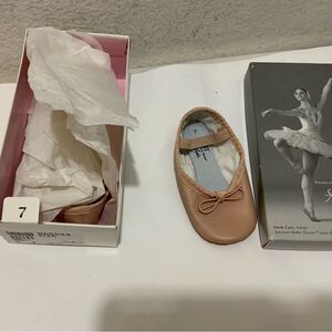 NEW ABT American Ballet Theatre SPOTLIGHTS BALLET SHOES SIZE 7 PINK LEATHER
